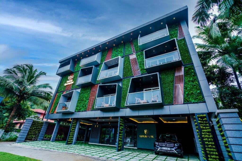 Perintalmanna Bbc Luxury Apartments מראה חיצוני תמונה