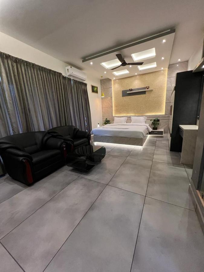 Perintalmanna Bbc Luxury Apartments מראה חיצוני תמונה