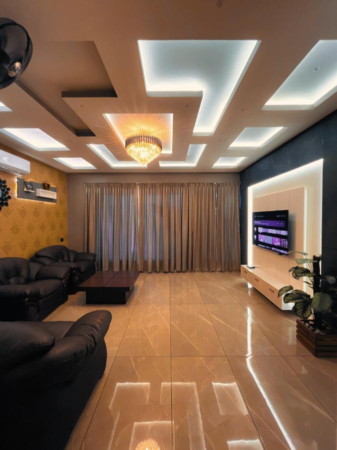 Perintalmanna Bbc Luxury Apartments מראה חיצוני תמונה