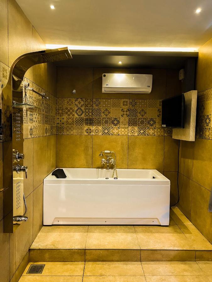 Perintalmanna Bbc Luxury Apartments מראה חיצוני תמונה