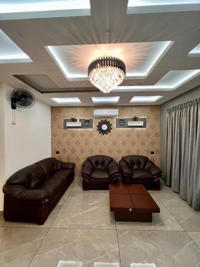Perintalmanna Bbc Luxury Apartments מראה חיצוני תמונה
