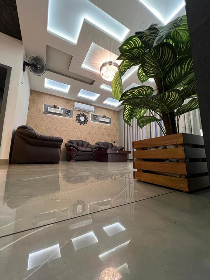 Perintalmanna Bbc Luxury Apartments מראה חיצוני תמונה