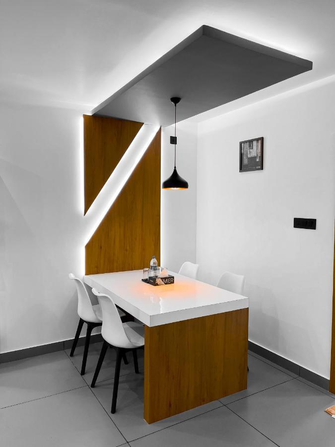 Perintalmanna Bbc Luxury Apartments מראה חיצוני תמונה