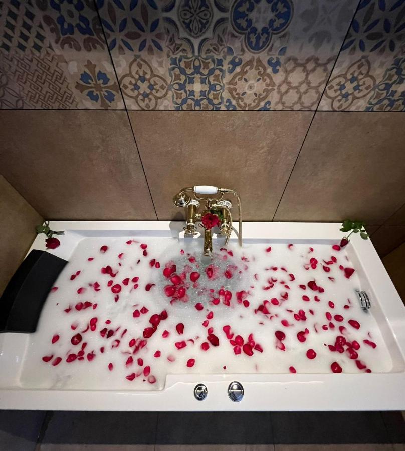 Perintalmanna Bbc Luxury Apartments מראה חיצוני תמונה